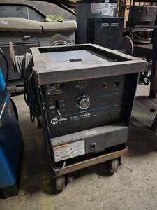 lot 180 image: Miller Dialarc 250 ACDC Arc Welder on Heavy Duty Custom Rolling Cart