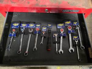 lot 188 image: Lot of 11 NEW Gearhead Tools