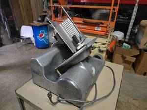 lot 133 image: Hobart 1612 Deli Meat Slicer