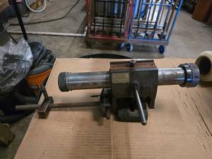 lot 248 image: Weldon Model 200 End Mill Sharpening Fixture