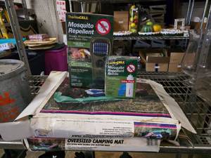 lot 295 image: Lot of Misc Camping Supplies