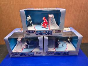 lot 342 image: Lot of 3 Starting Lineup Freeze Frame One on One Figure Sets.  Includes NolanOsgood, GretzkyHasek & RoyJagr