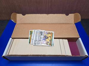 lot 392 image: Box of 1992 Courtside NFL Cards