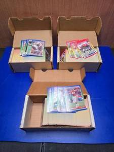 lot 394 image: 3 Boxes of 1990 Score NFL Cards
