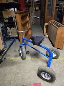 lot 284 image: Worksman Cycles WTX Wide Track Adult Trike