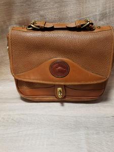 lot 69 image: DOONY & BOURKE PURSE
