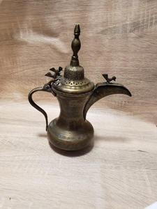 lot 74 image: ANTIQUE MIDDLE EASTEEN COFFEE POT