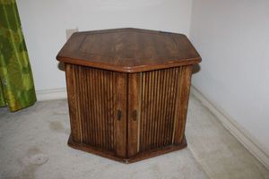 lot 126 image: Vintage hexagonal storage side table