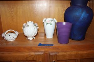 lot 50 image: Flower vases and porcelain basket