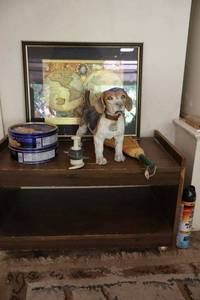 lot 127 image: Dog statue, chair wheels, side table and more