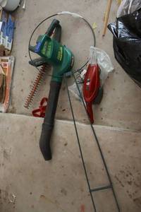 lot 134 image: Leaf blower, Dirt Devil Vac, yard shrub trimmer
