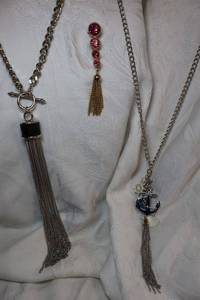 lot 236 image: Fashion jewelry tassels