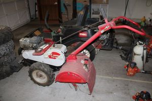 lot 147 image: Honda Huskee Supreme Tiller and extra belts