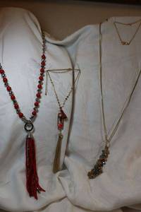 lot 245 image: Fashion jewelry tassels