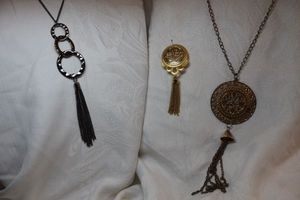 lot 247 image: Fashion jewelry tassels
