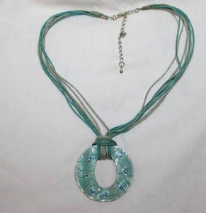 lot 273 image: Enamel fashion jewelry