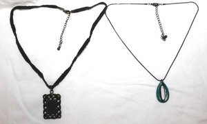 lot 293 image: Enamel fashion jewelry necklaces
