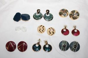 lot 298 image: Enamel fashion jewelry earrings