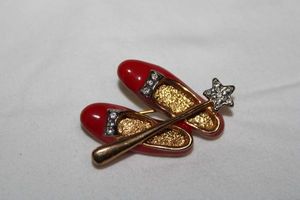lot 303 image: Enamel fashion jewelry red slippers and wand pin