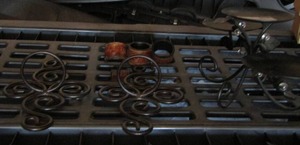 lot 86 image: Metal Candle holders