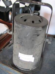 lot 91 image: Adjustable can light