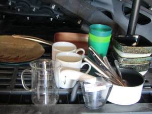 lot 97 image: Bowls, cups, plus