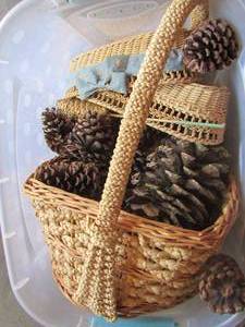 lot 121 image: Wiker basket and pine cones