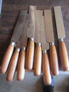 lot 129 image: Dexter Lath knives