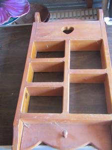 lot 142 image: What not shelf
