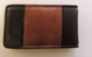 lot 206 image: MAGNETIC BILL CLIP WALLET  NEW