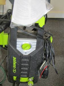 lot 10 image: Sunjoe power washer  slightly used, comes with all parts, works
