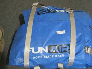 lot 88 image: FUNAIR  DOCK SLIDE BASE, Water toy