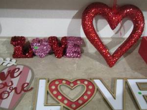 lot 147 image: valentines day love lot