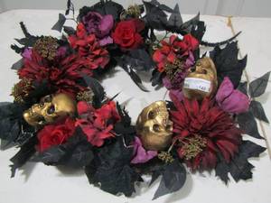 lot 149 image: Halloween wreath for door dcor