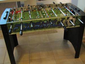 lot 4 image: foosball kids table in great condition , comes with 3 balls