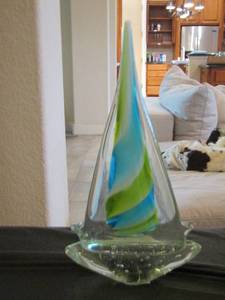 lot 163 image: Glass sail boat home dcor beautiful