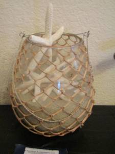 lot 168 image: Sand  W Starfish dcor
