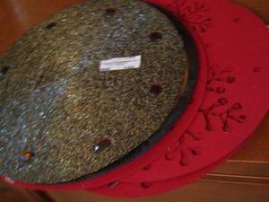 lot 188 image: plate place matts