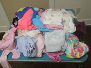 lot 264 image: large lot of girls clothing, most size xs and sm