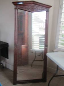 lot 5 image: Beautiful  PIER  floor mirror on stand, full length