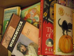 lot 85 image: book lot mixed titles & Authors
