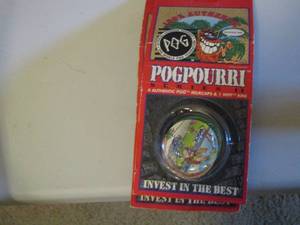 lot 152 image: POGPOURRI  qty 4  NIP