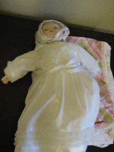 lot 157 image: porcelain baby doll