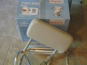 lot 192 image: toilet safe rail comes with original box used