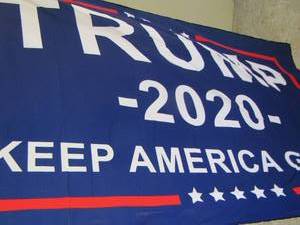 lot 16 image: TRUMP 2020 FLAG ON POLE