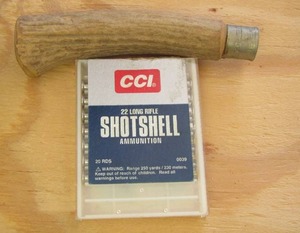 lot 221 image: CCI SHOT SHELL  22, PLUS HORN CALL