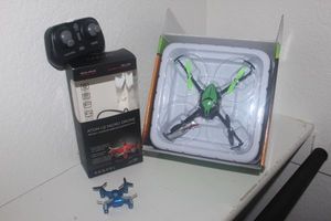 lot 39 image: Atom 1.0 Micro Drone indooroutdoor wireless Quadro copter and Dromida Verso Drone