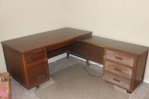 lot 62 image: Large Wooden L Shaped Desk, Needs Refinished