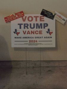 lot 275 image: Political Memorabilia