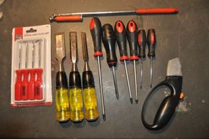 lot 298 image: Hook and Pick Set, Stanley Chisels, Extendable Magnet, Screw Drivers, and Utility Knife